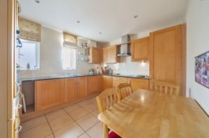 Kitchen- click for photo gallery